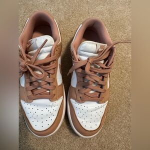 Nike White and Pink (blush) Dunks. Worn once. Women’s size 8.